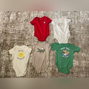 Garanimals Colorful Bodysuit Set - Red, White, Beige, Green size 6/9M